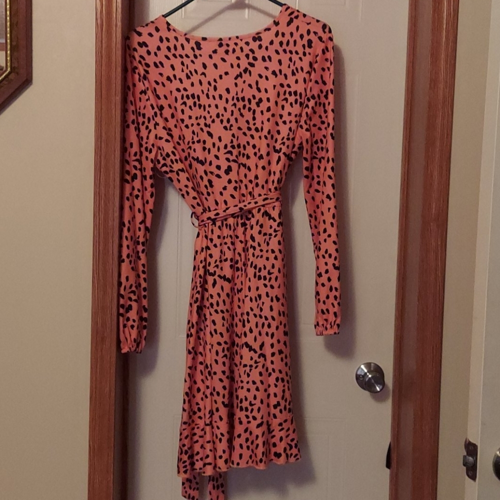 Dress - Picture 3 of 3